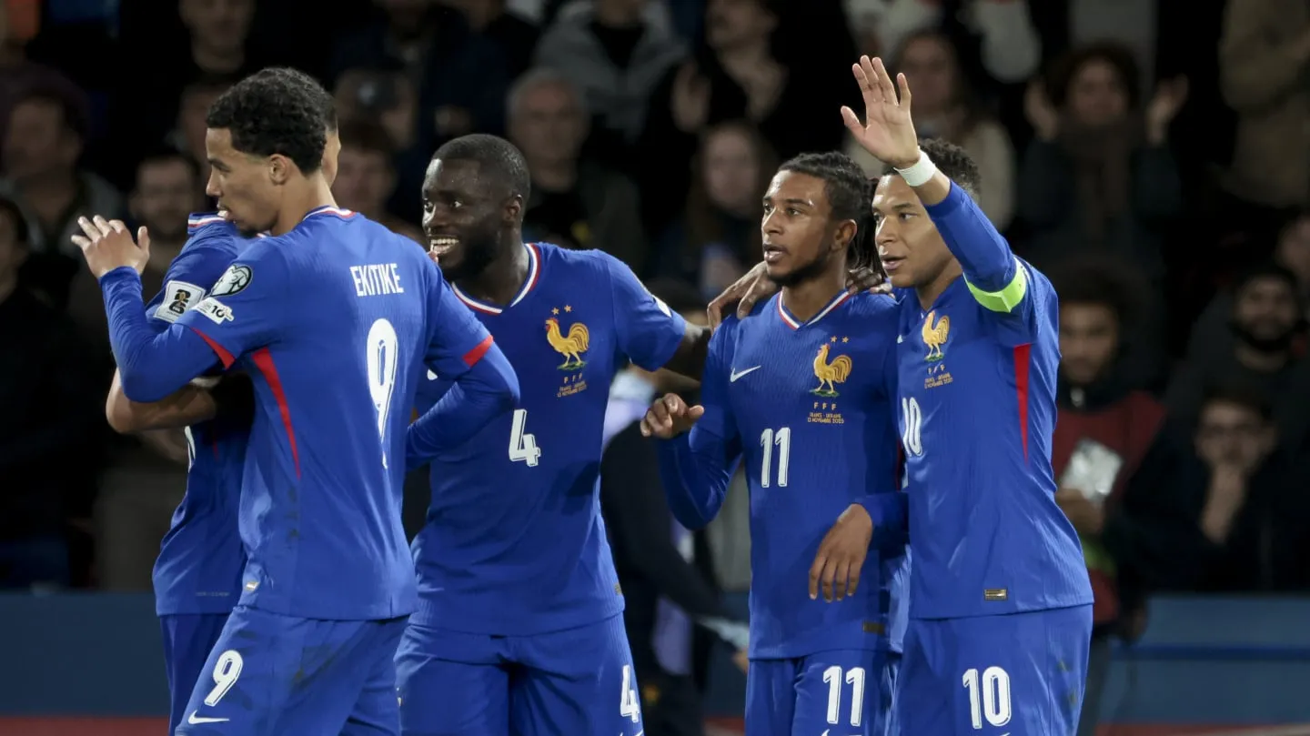 Kylian mbappe en la seleccion de francia  1440x810