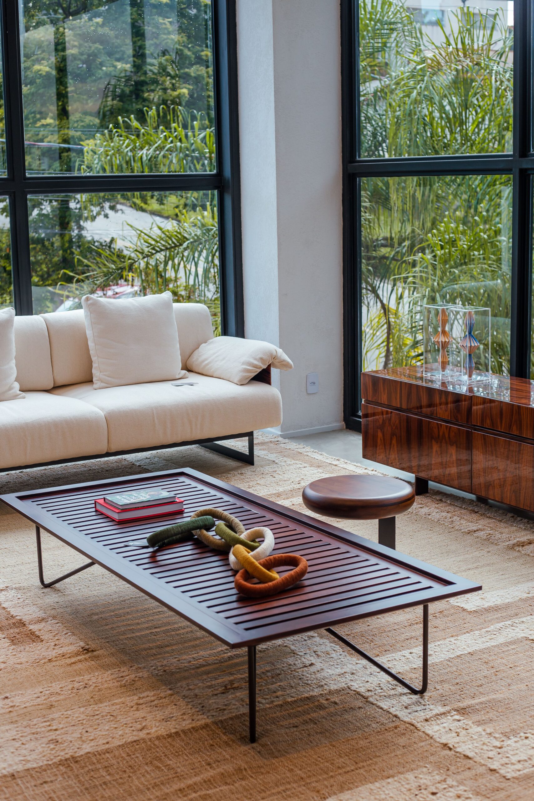 Pexels inspirative studio 2280299 15269328