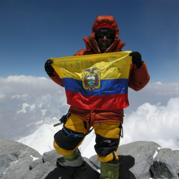 Ivanvallejo10 600x600